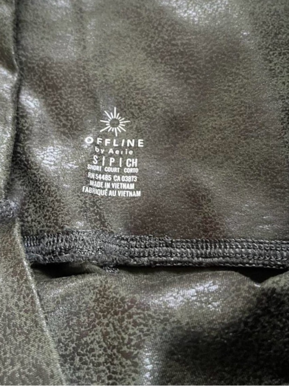 OFFLINE By Aerie The Hugger Crossover High Waisted Crackle Legging Small Short - Picture 8 of 8